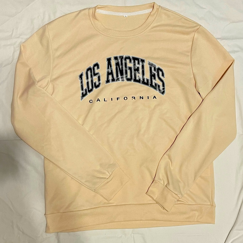 Unisex Los Angeles sweatshirt size small cream